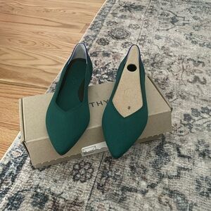 Rothy's emerald green size 5